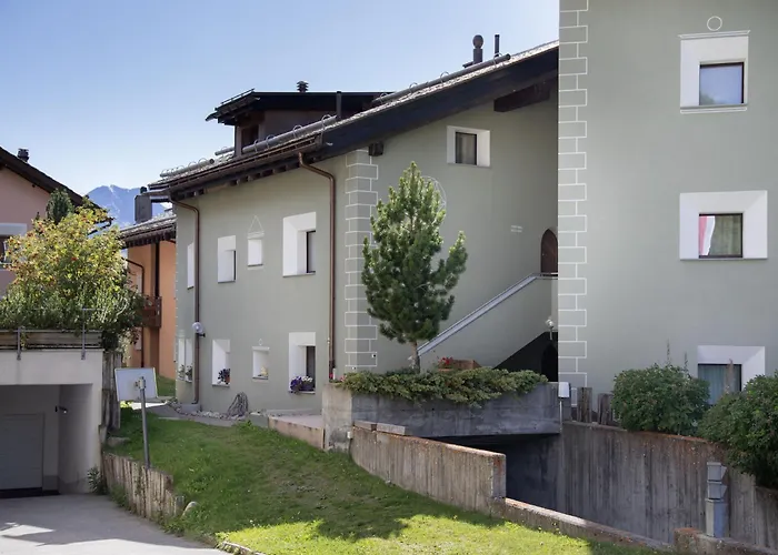 Apartamento Chesa Zupeda C2 By Interhome *